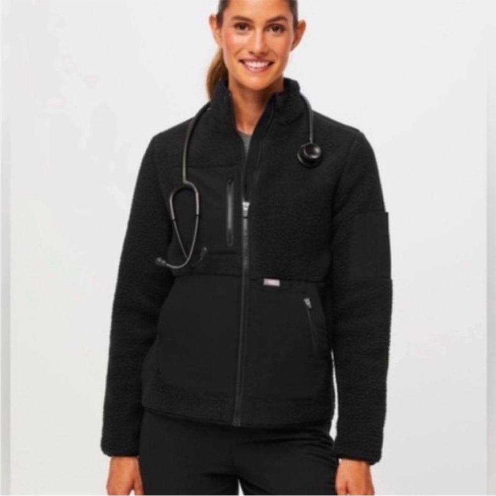 Figs Black On Shift Sherpa Zip Jacket - Women's